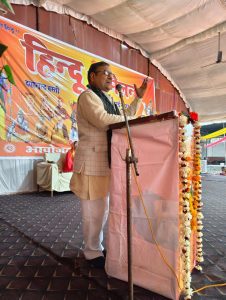 आरएसएस कानपुर प्रांत कार्यवाह रामकेश जी जनसभा को संबोधित करते हुए